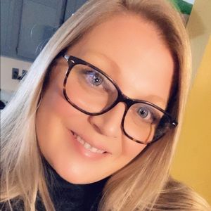 Meet your Posher, Stacey